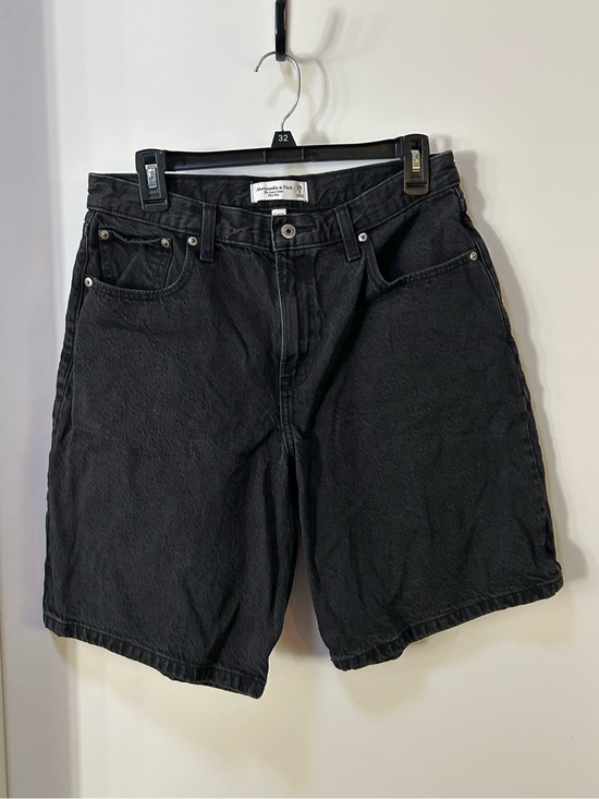 Abercrombie & Fitch Pants - Abercrombie & Fitch Curve Love Loose Mid Rise Short Size 28/6